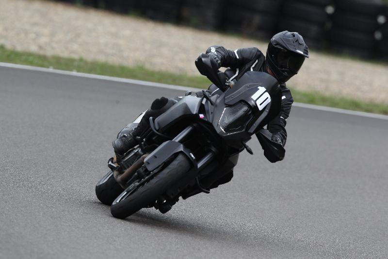 Archiv-2020/36 31.08.2020 Plüss Moto Sport ADR/Freies Fahren/10
